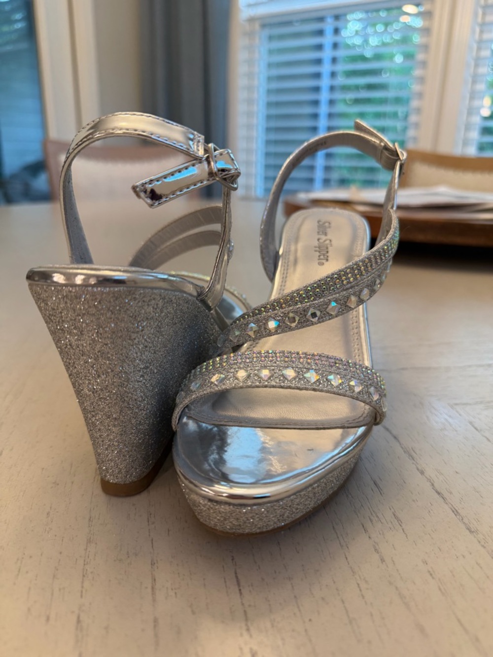 Silver Slippers wedge heels. Sling back, adjustable strap. Size 6 - Picture 3 of 6